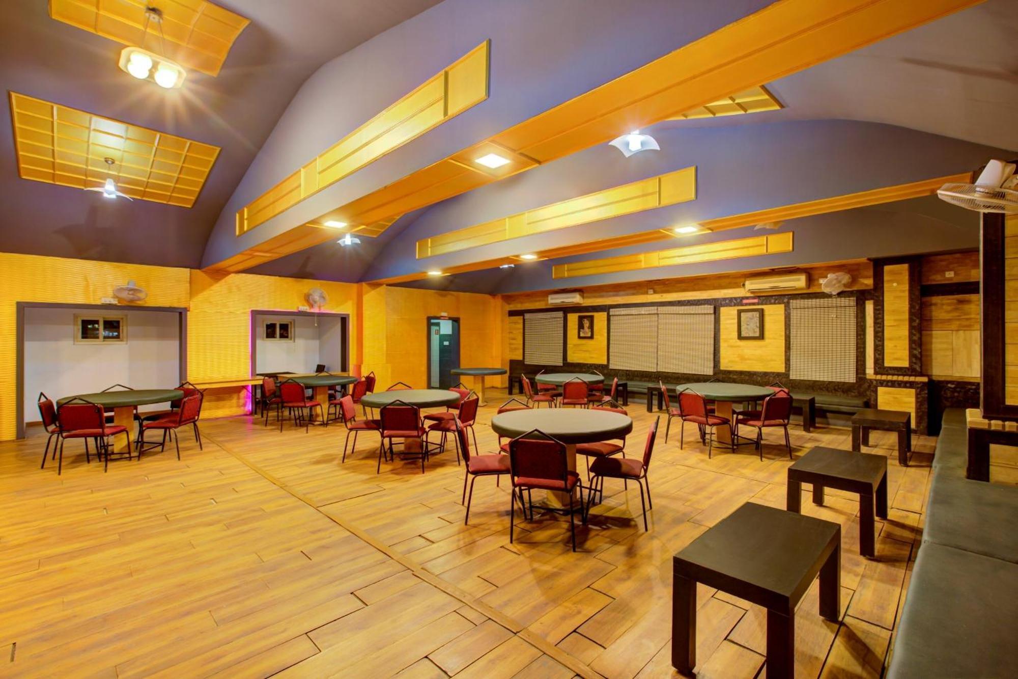Super Townhouse Oak Jvh Hotel Bangalore Eksteriør billede