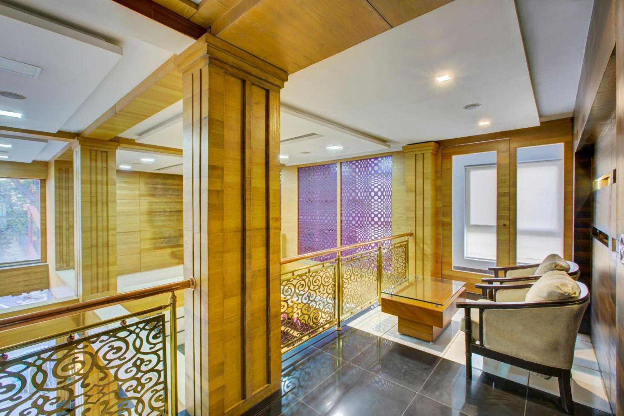Super Townhouse Oak Jvh Hotel Bangalore Eksteriør billede
