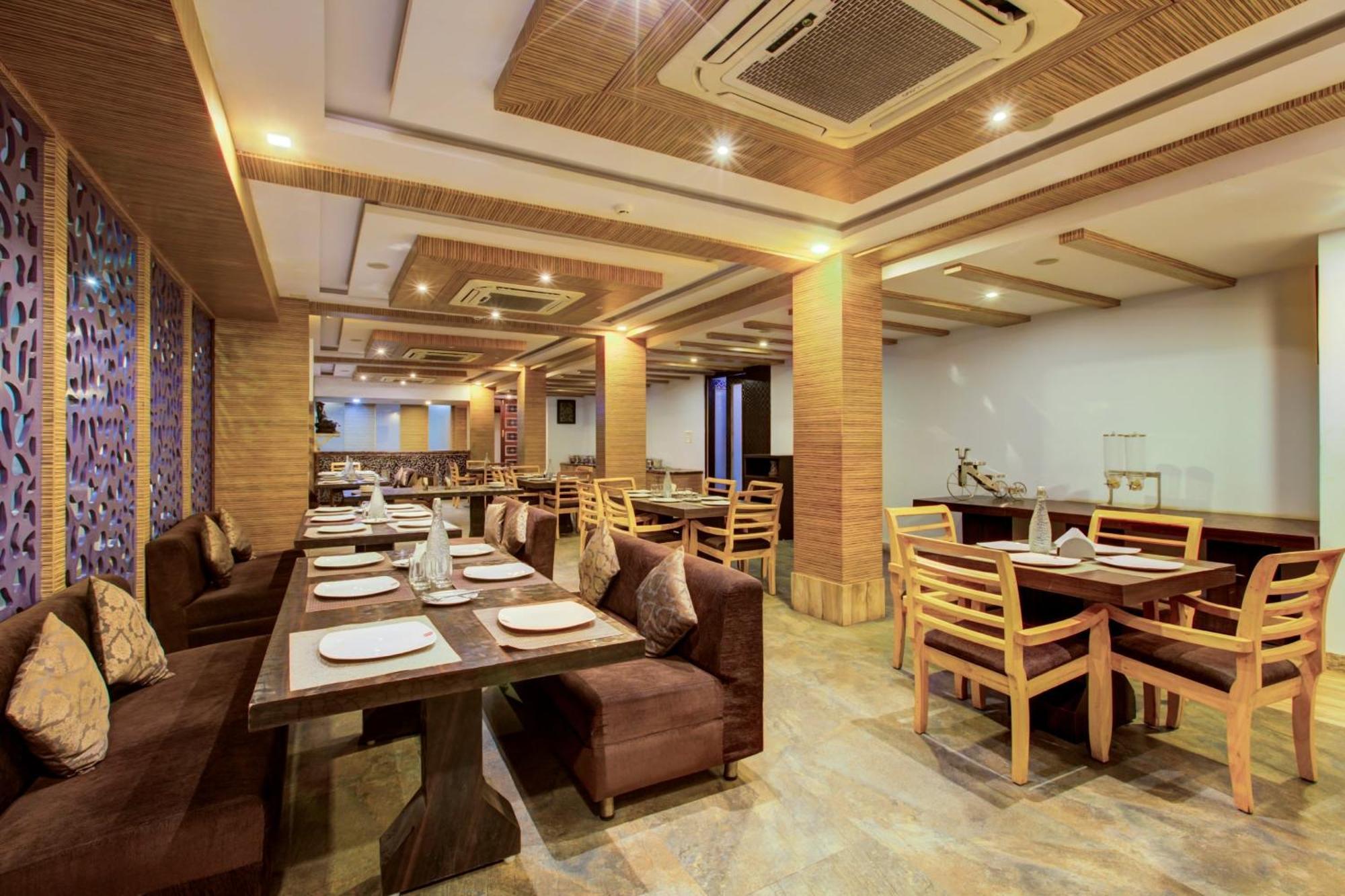 Super Townhouse Oak Jvh Hotel Bangalore Eksteriør billede