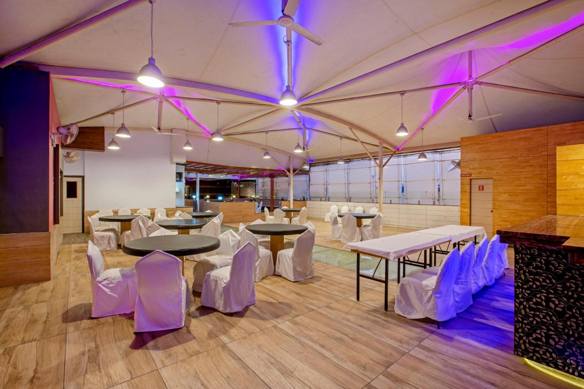 Super Townhouse Oak Jvh Hotel Bangalore Eksteriør billede