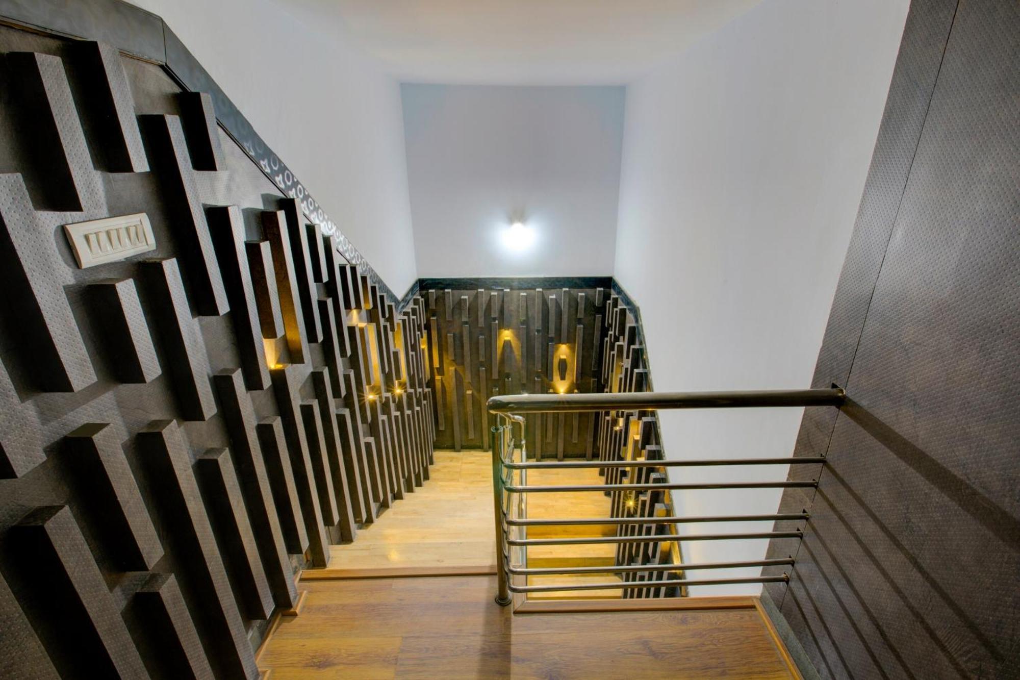 Super Townhouse Oak Jvh Hotel Bangalore Eksteriør billede